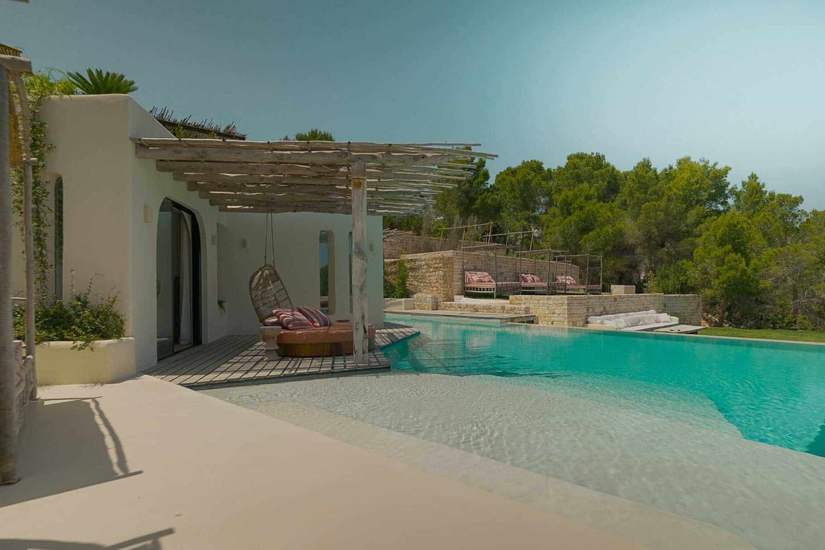Luxury Villa Pool